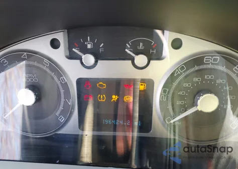 2008 Mercury Mariner V6 z USA, uszkodzony, nr VIN 4M2CU91128KJ32281